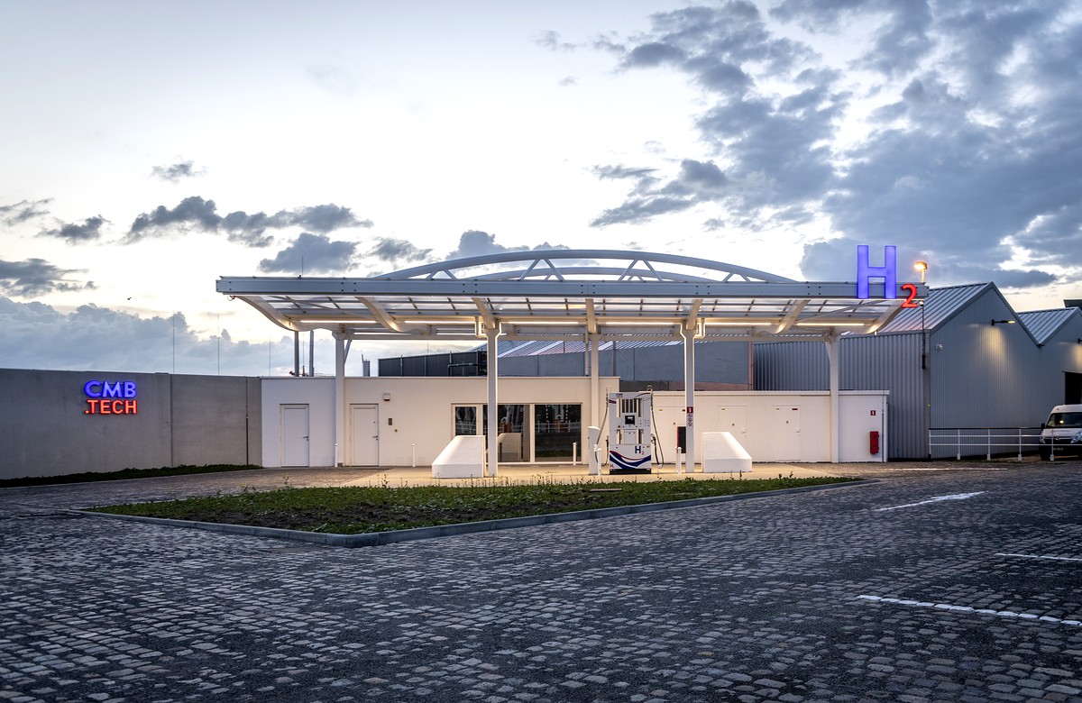 CMB Tech Opens World S First Multimodal Hydrogen Refuelling Station